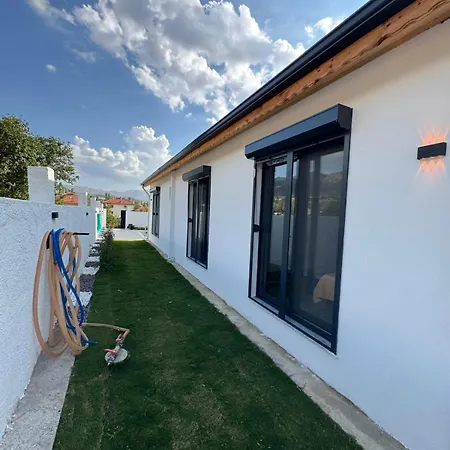 Vılla Tugba Luxury Villa *